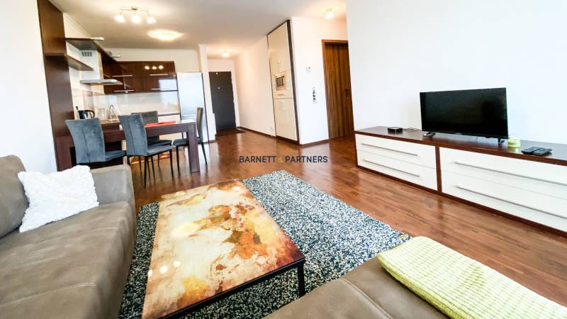 ALL INCLUSIVE COZY TWO-ROOMS APARTMENT IN POPULAR PROJECT THREE TOWERS