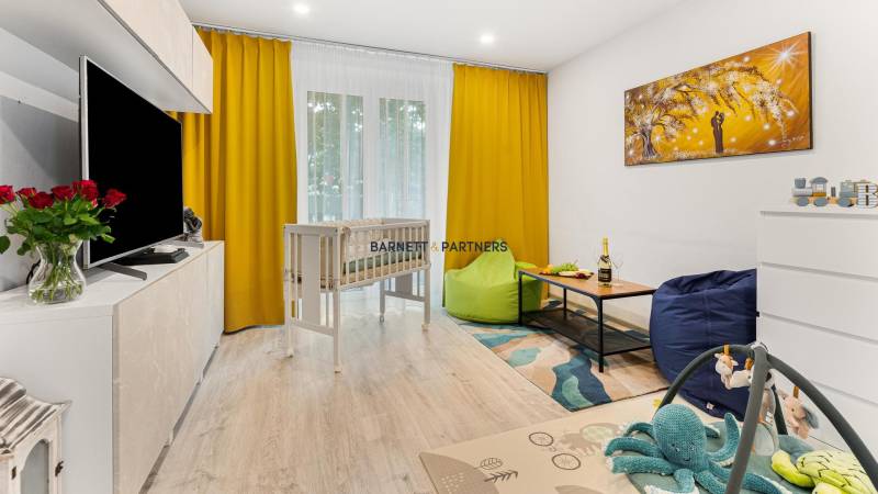 TOP OFFER OF A CHARISMATIC TWO-ROOM APARTMENT 