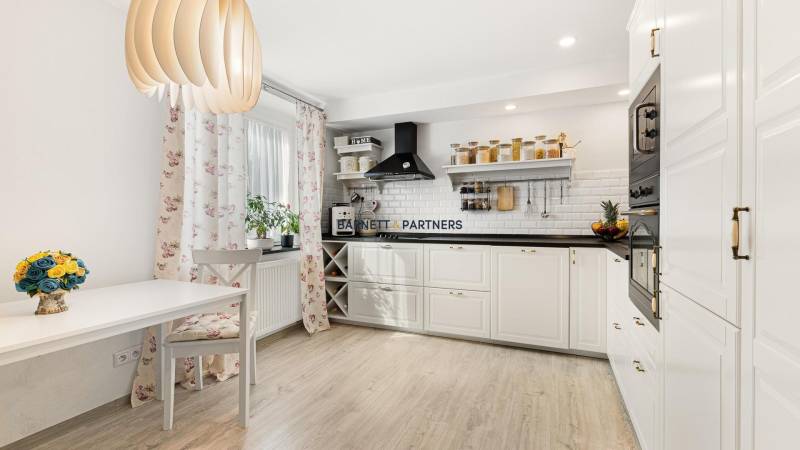TOP OFFER OF A CHARISMATIC TWO-ROOM APARTMENT 